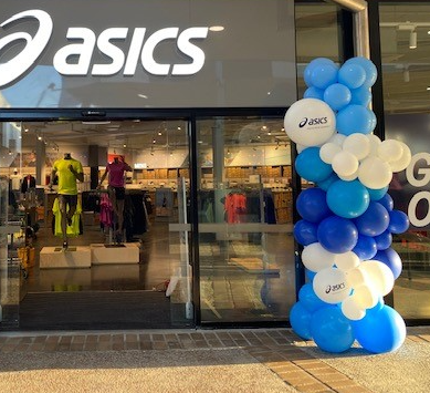 Balloon Columns with logos (Organic) - Event Balloons Brisbane