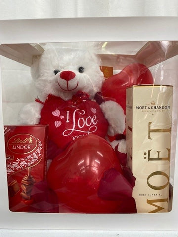 I Love You Moet Bear Balloon Gift Box
